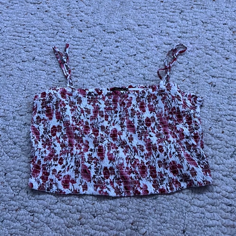 Cropped floral tank top